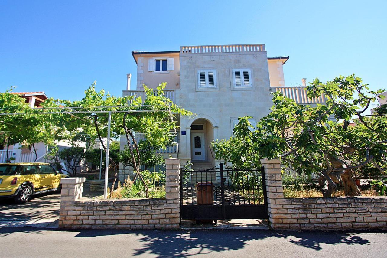 Apartments Ella Supetar Zewnętrze zdjęcie