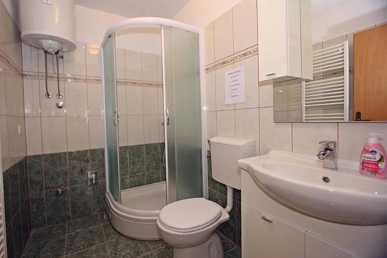 Apartments Ella Supetar Zewnętrze zdjęcie