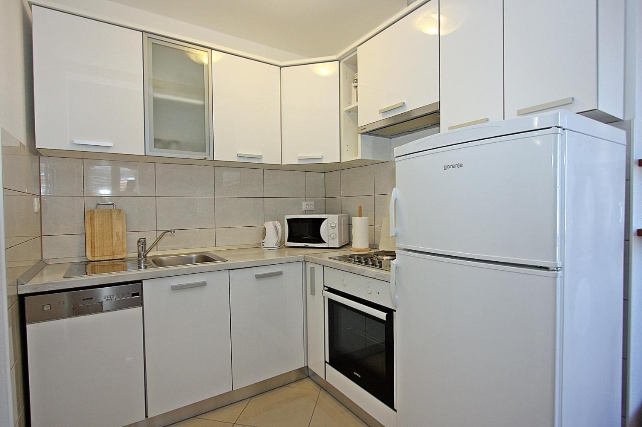 Apartments Ella Supetar Zewnętrze zdjęcie