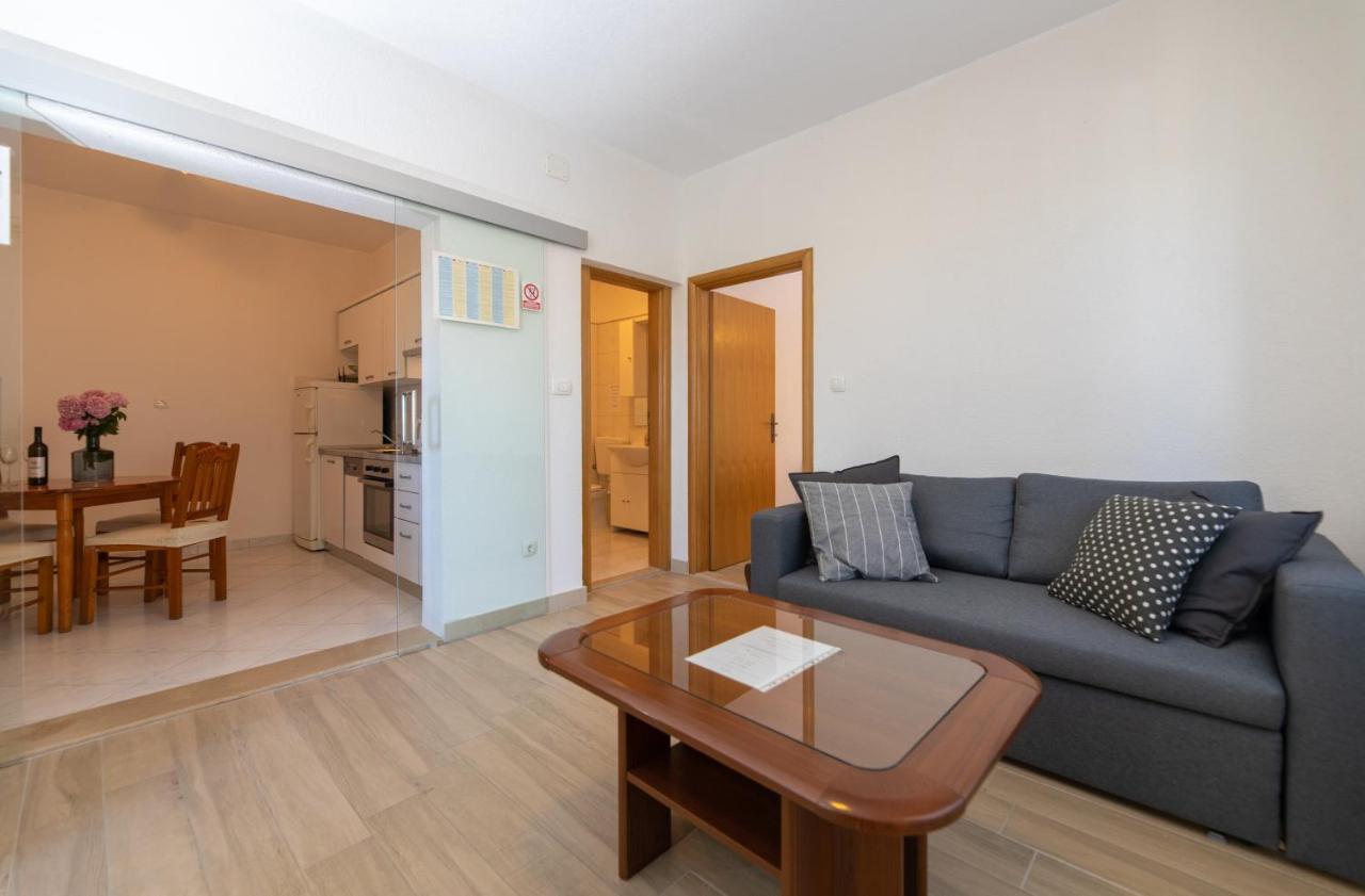Apartments Ella Supetar Zewnętrze zdjęcie