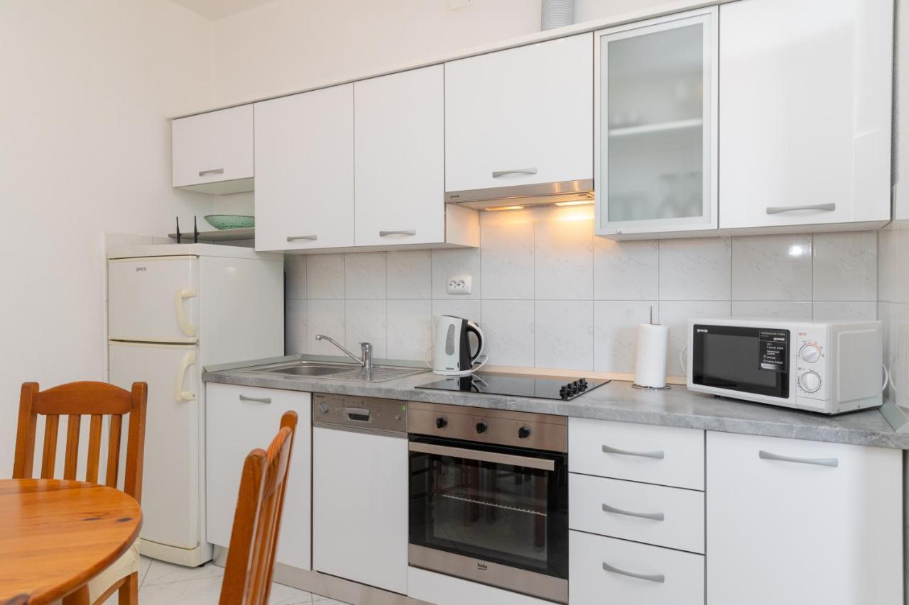 Apartments Ella Supetar Zewnętrze zdjęcie