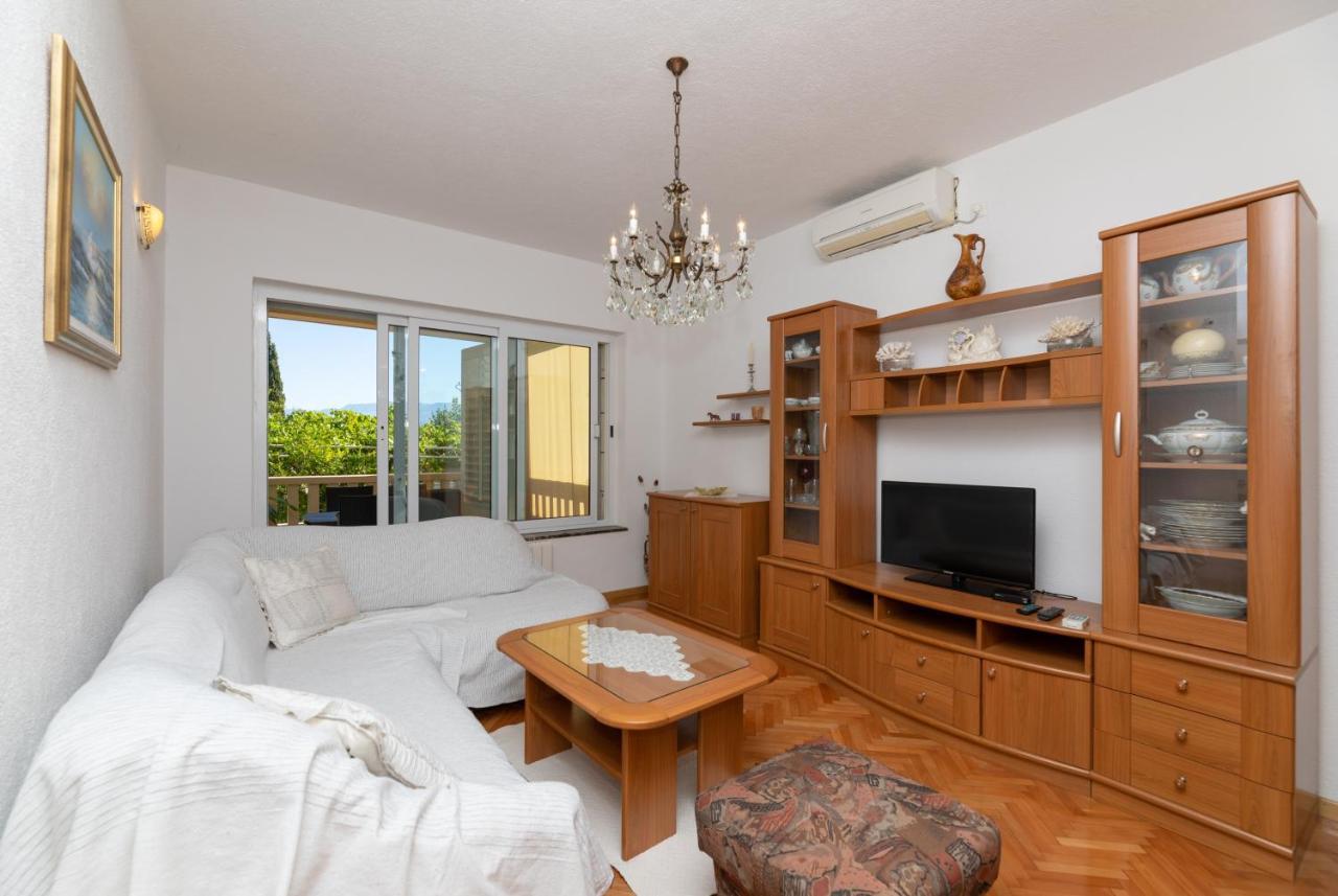 Apartments Ella Supetar Zewnętrze zdjęcie